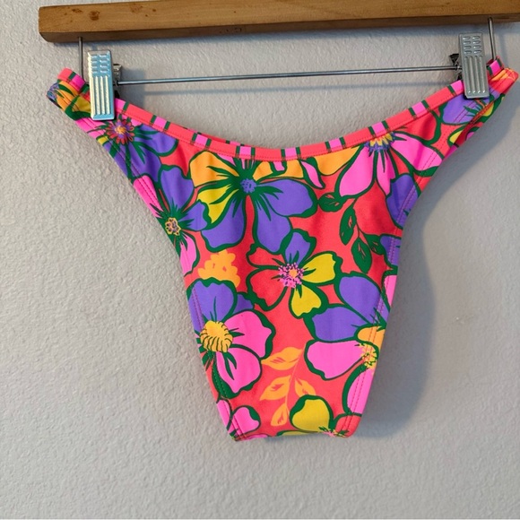 Wild Fable Womans Small Floral Bikini Bottom - Picture 7 of 7